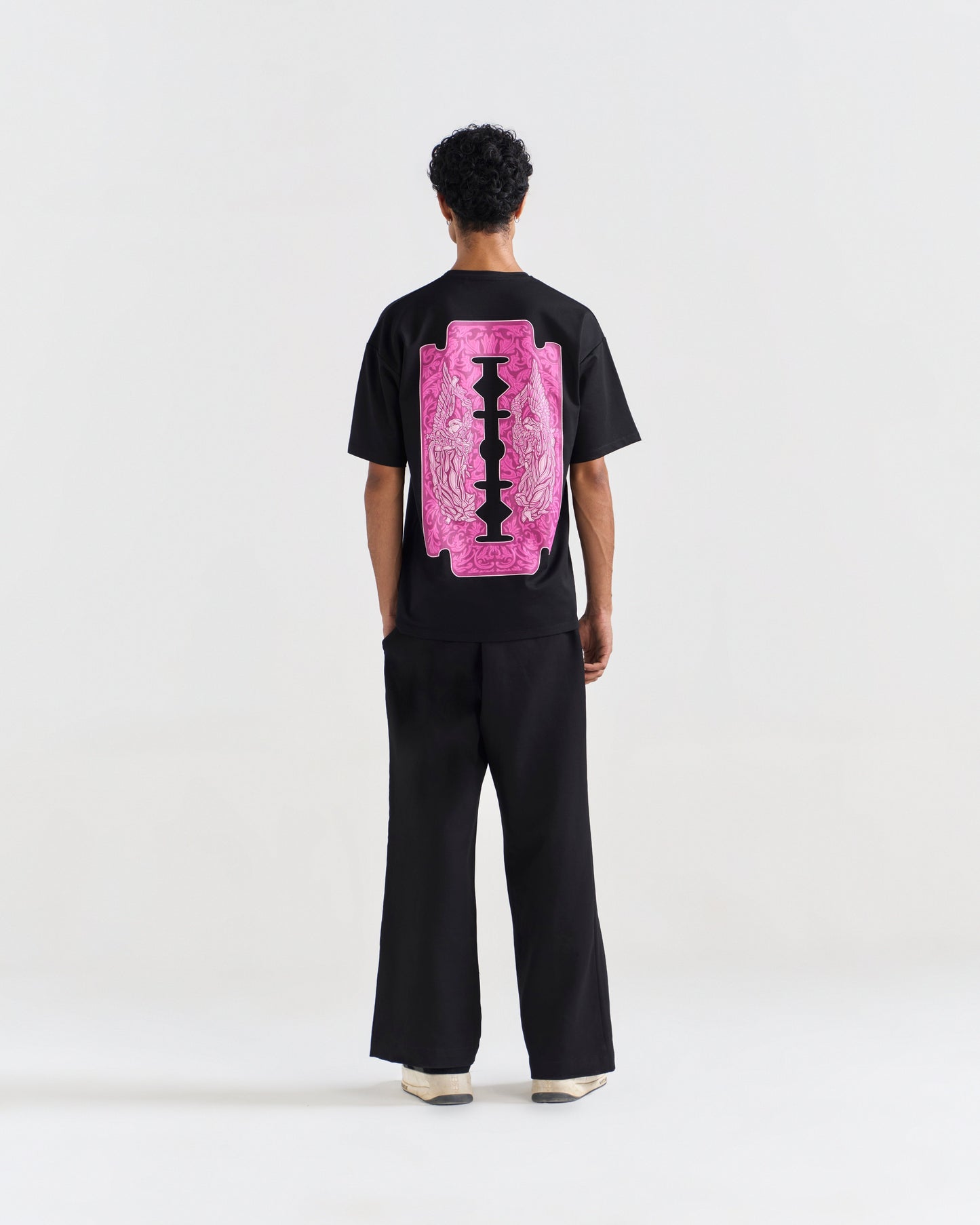 BLOODY BLADE T-SHIRT