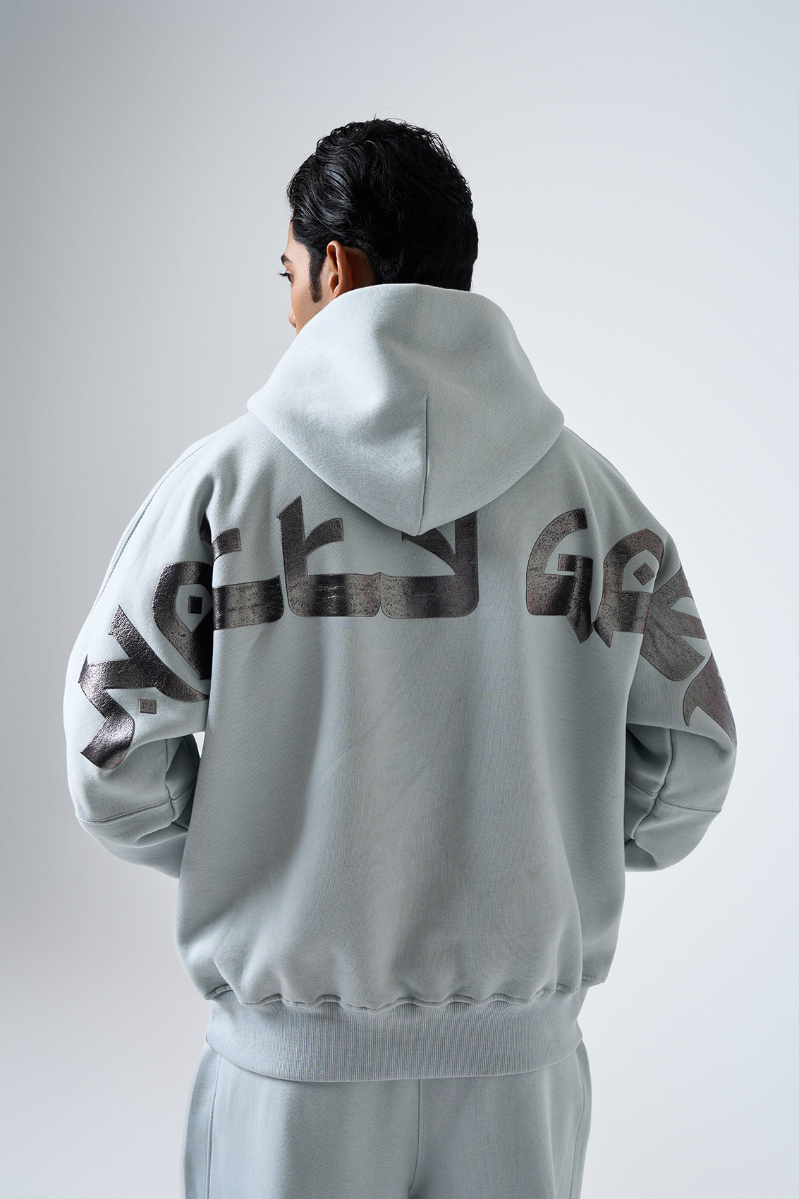 SIGNATURE HOODIE (ICE GREY)