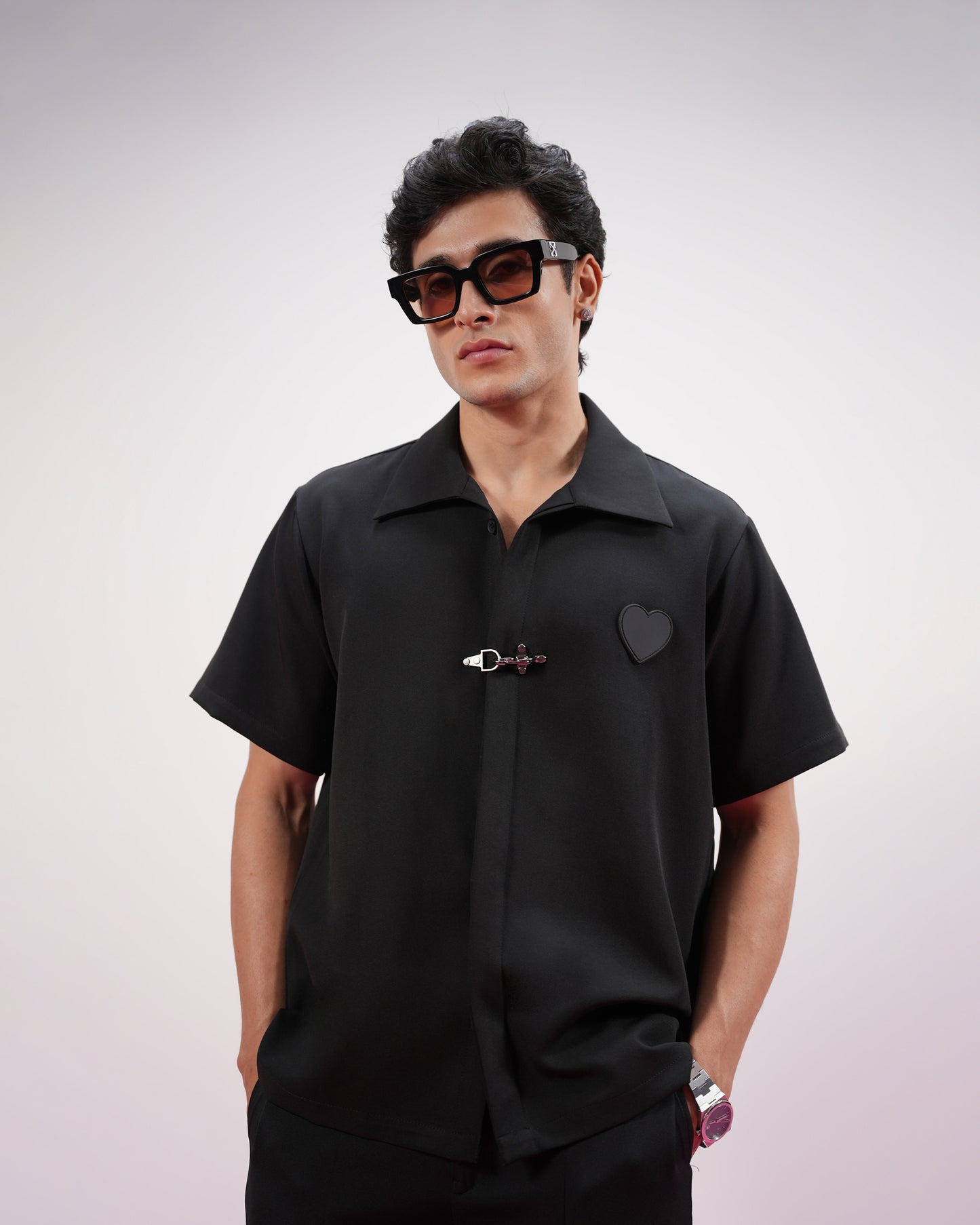 CUPID LOCK SHIRT HALF SLEEVE (BLACK)