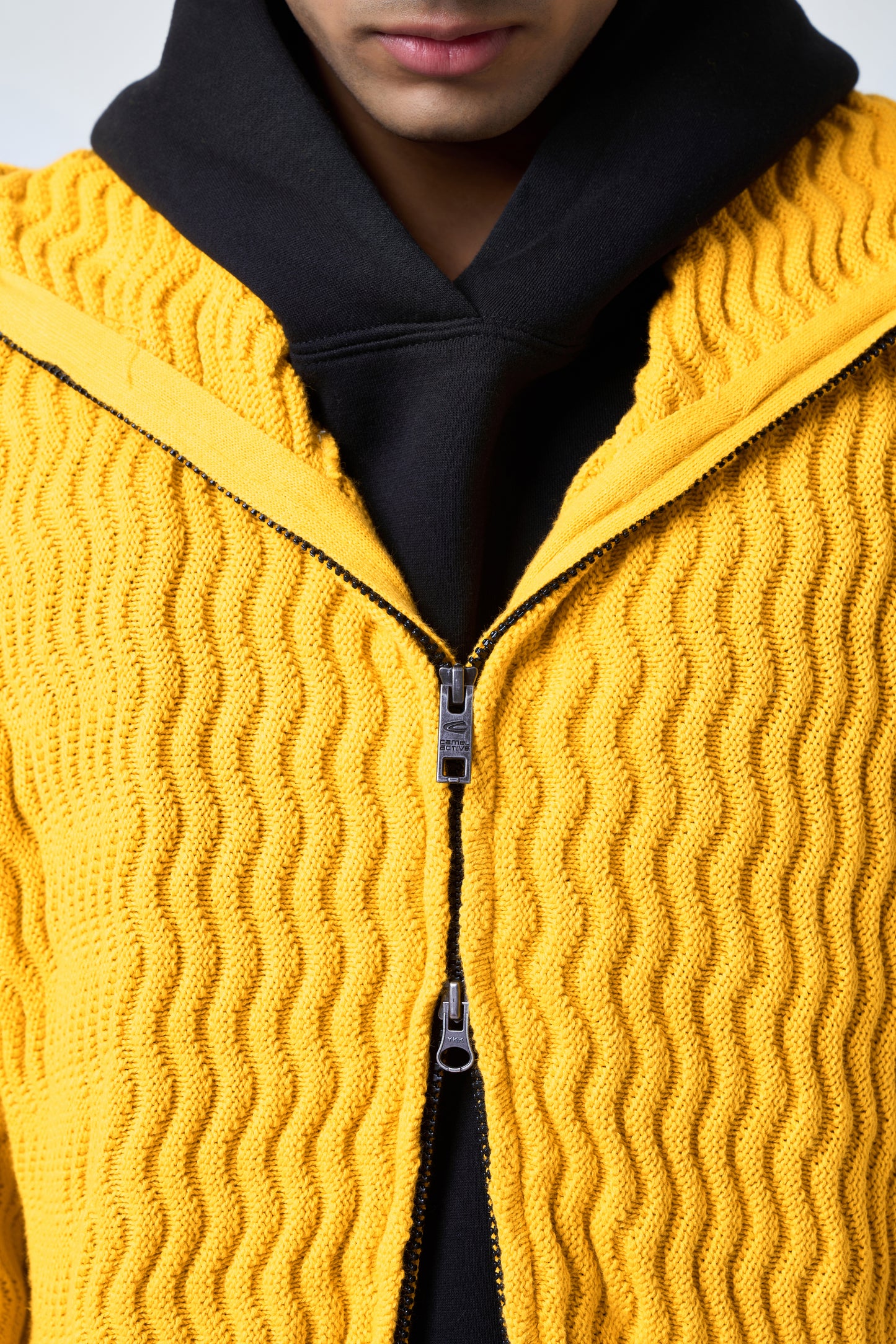ESCAPIST CARDIGAN (YORK YELLOW)