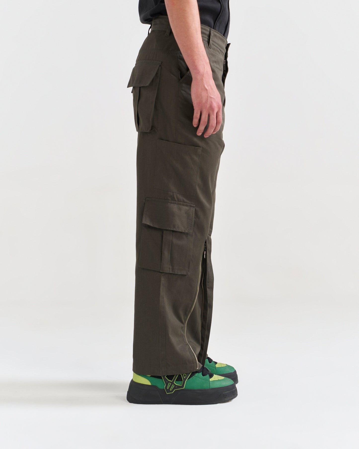 OCTA SLIDER PANTS - OLIVE