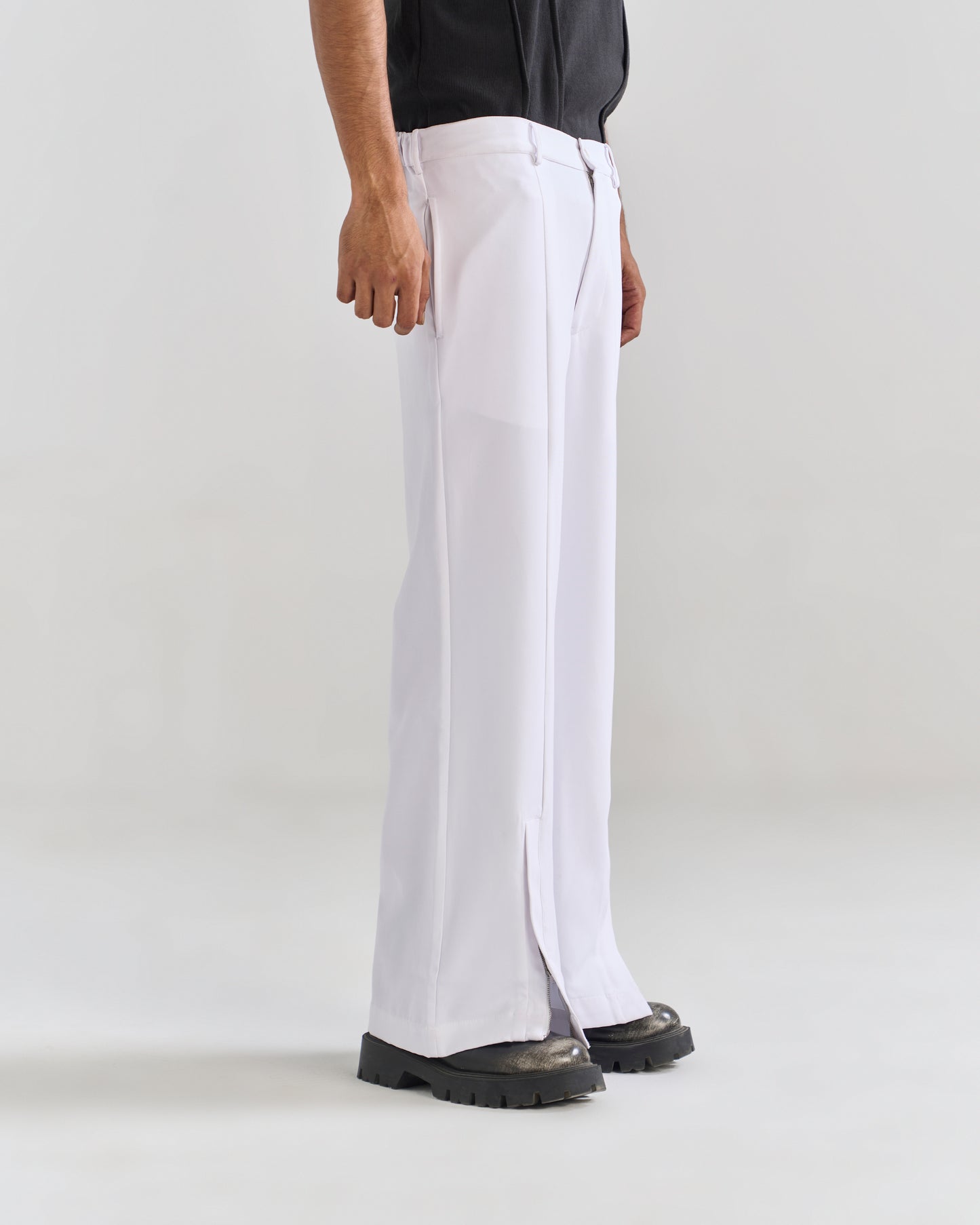 HEART LINKS TROUSER (WHITE)