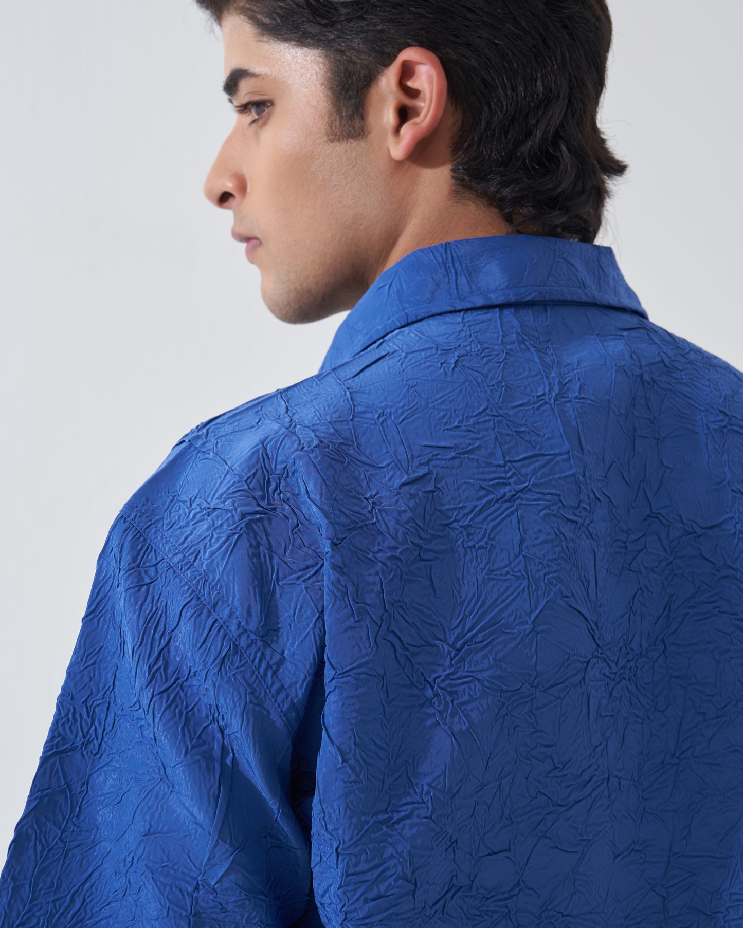 CRINKLED BLUE SHIRT