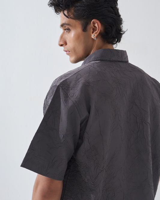 CRINKLED DARK GREY SHIRT