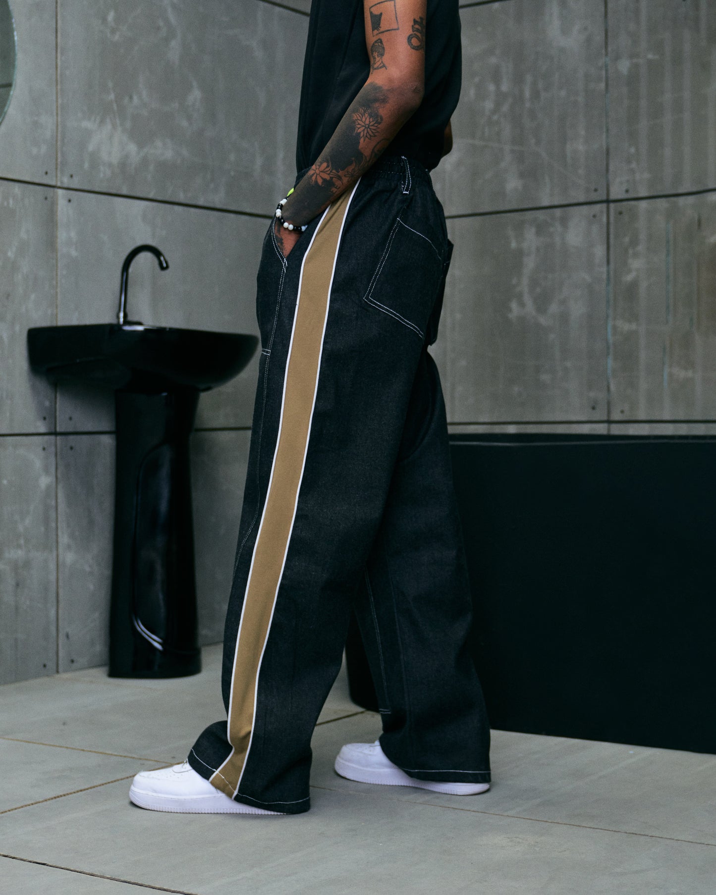 BB STRIPED DENIM (CHARCOAL GREY)