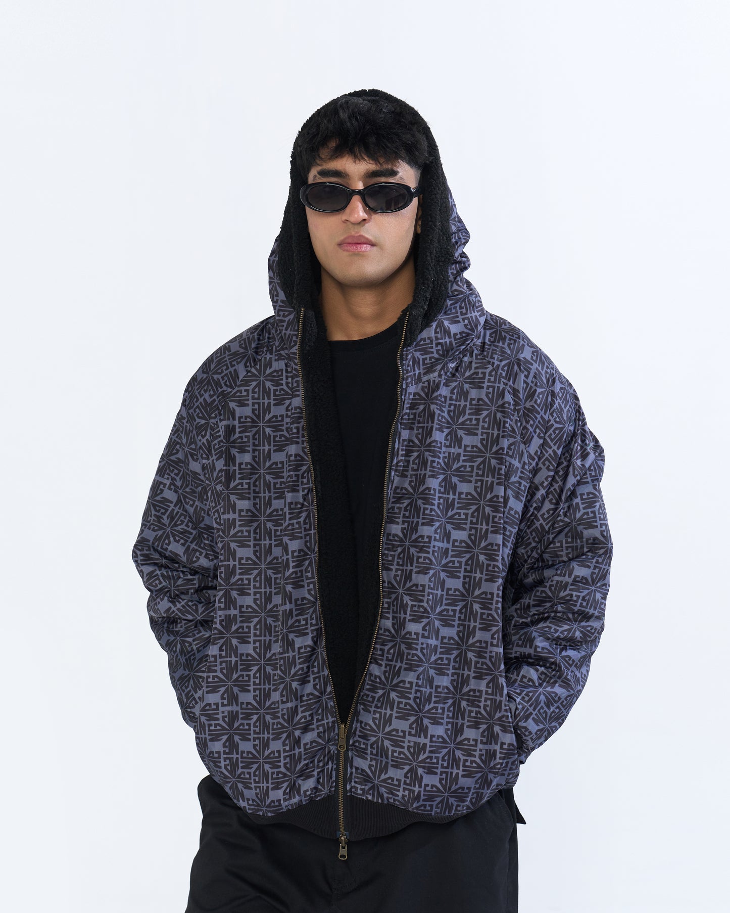 NG REVERSIBLE SHERPA JACKET (BLACK)