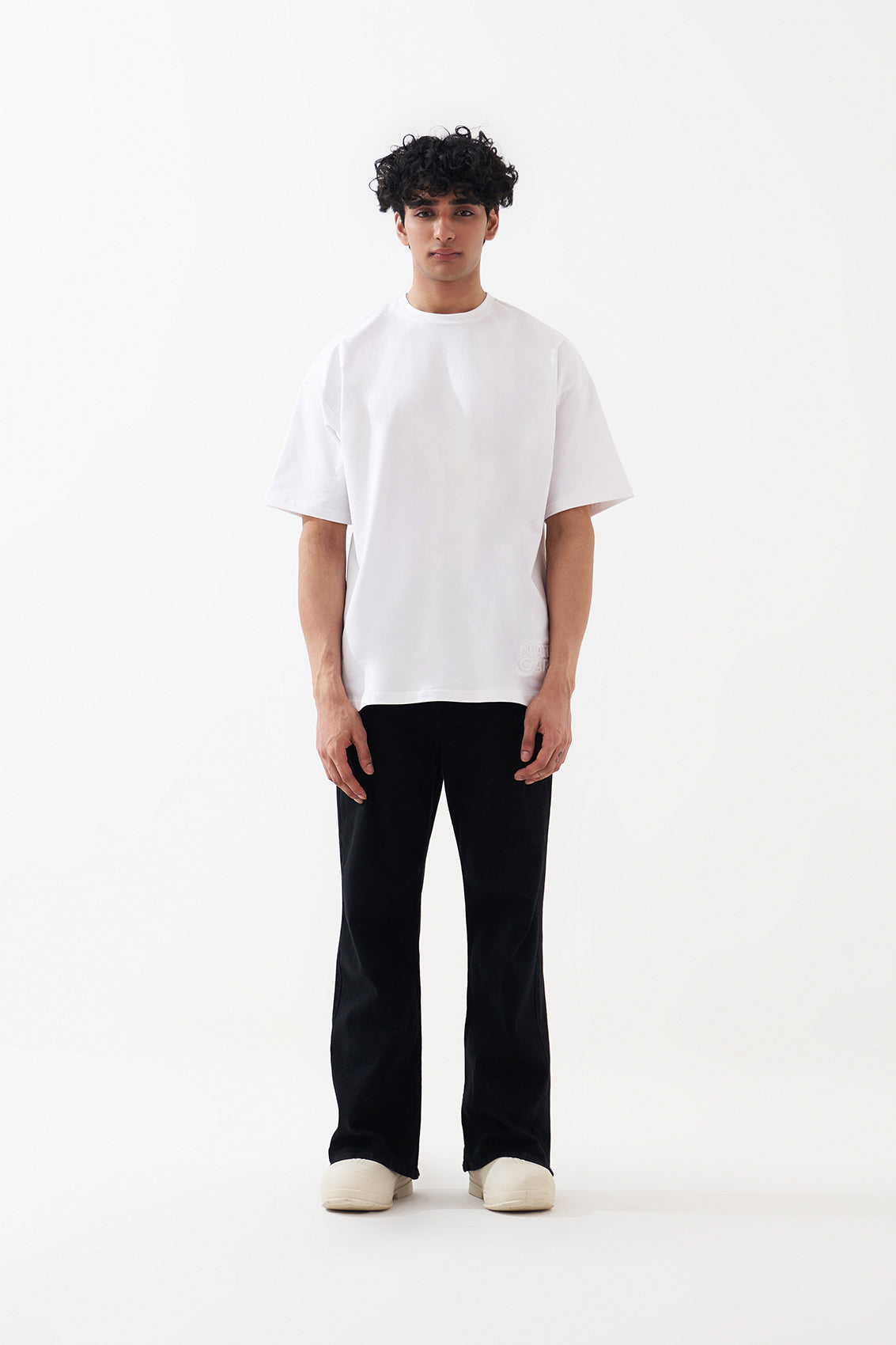 BASIC : WHITE