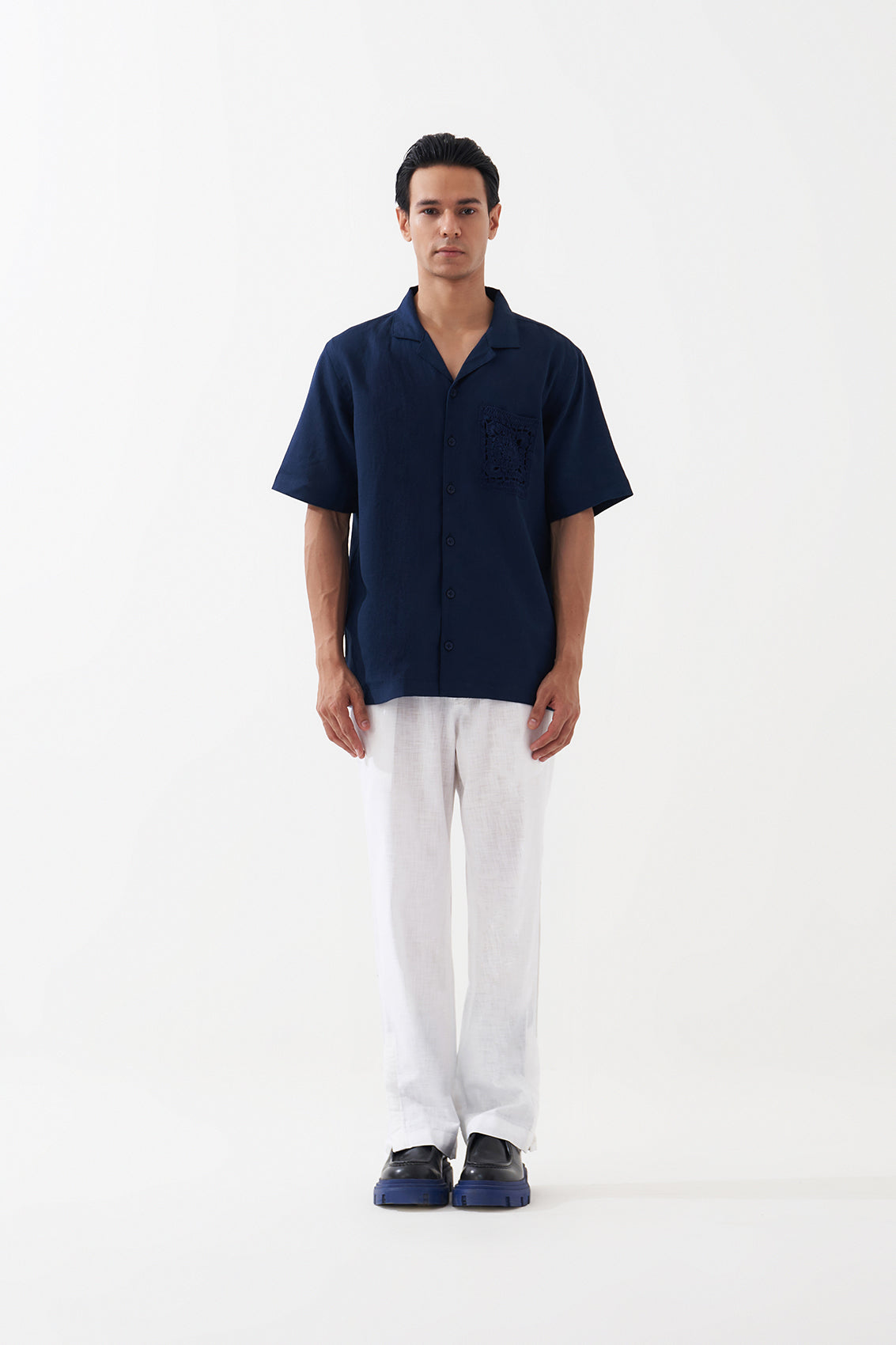 CROCHET POCKET LINEN SHIRT