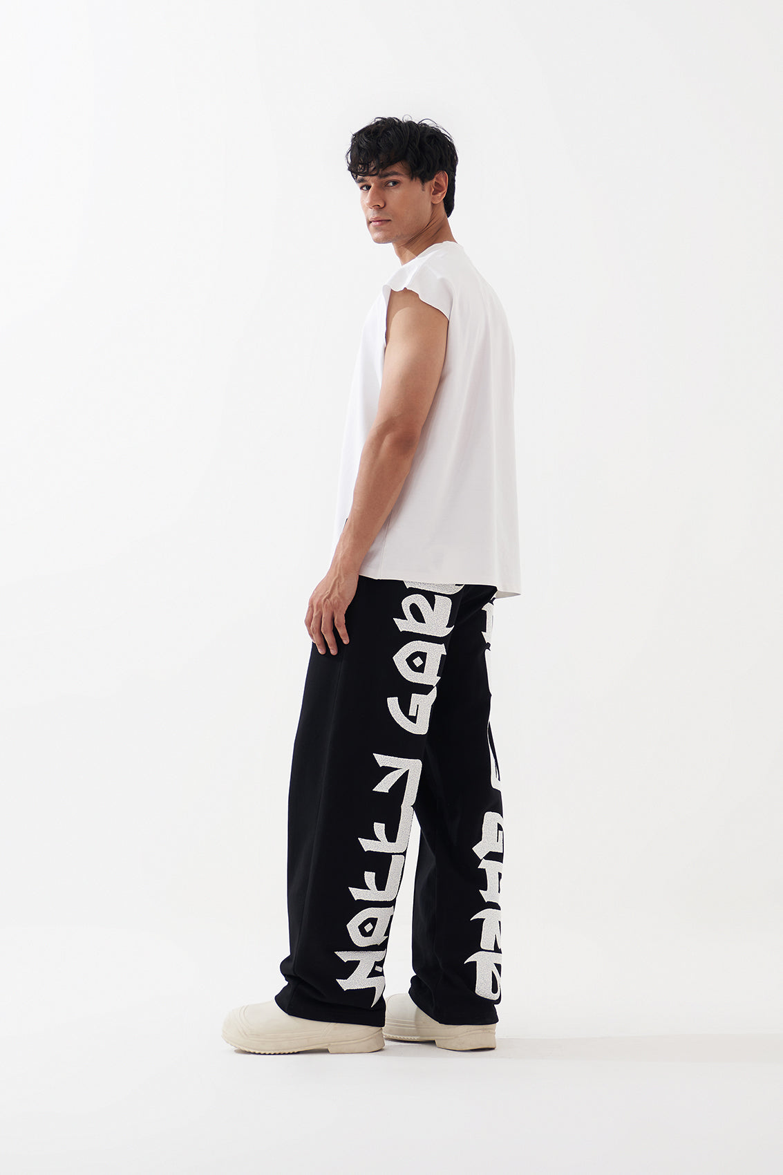 SIGNATURE NG JOGGER 2.0 (WHITE)