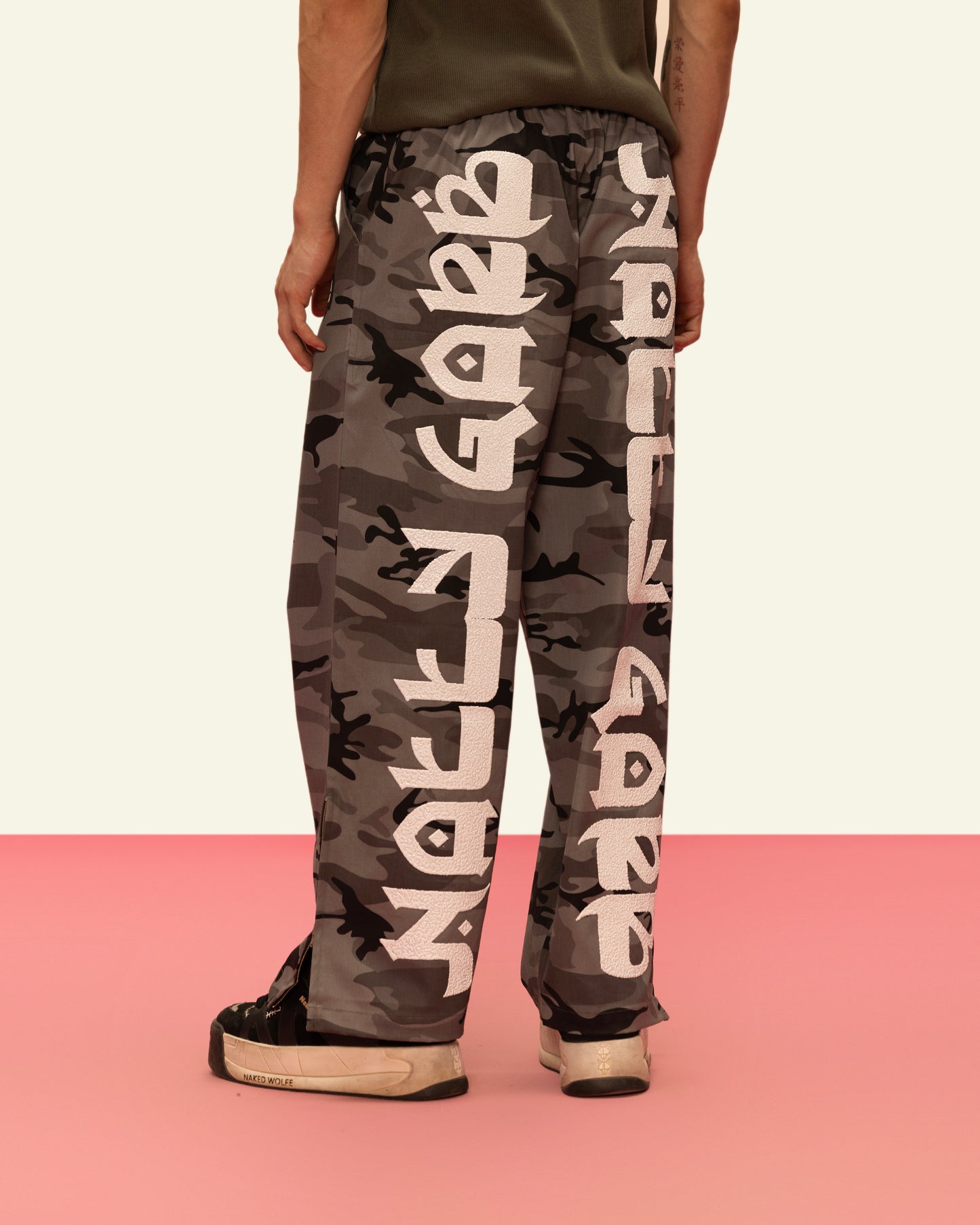 SIG. CAMO NG JOGGER(GREY)