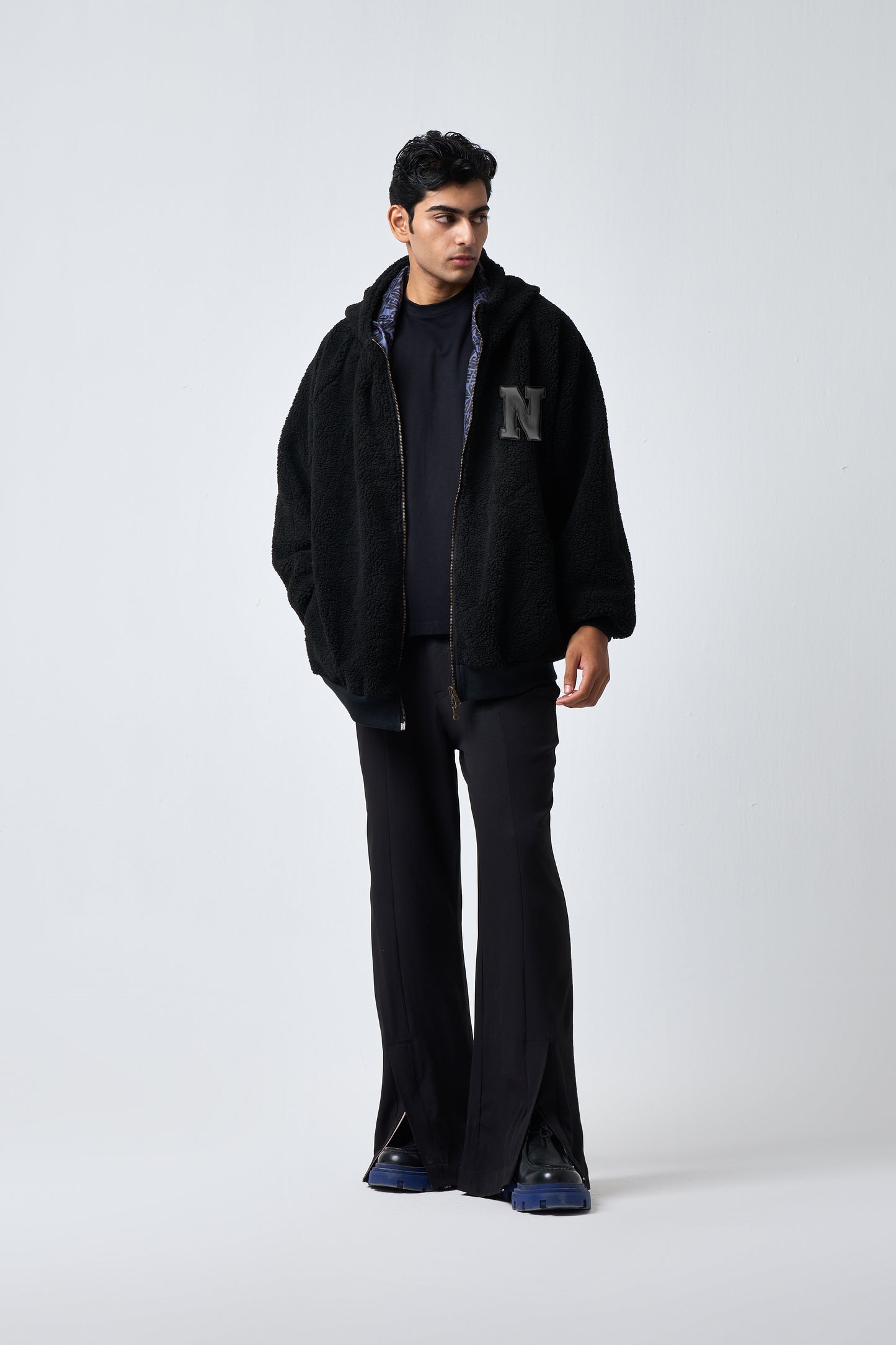 NG REVERSIBLE SHERPA JACKET (BLACK)