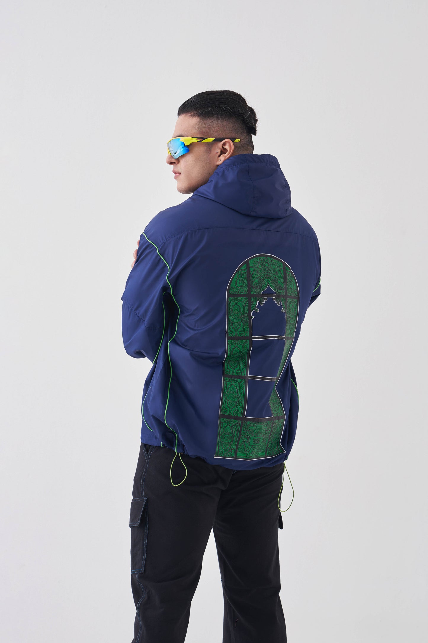 GATEWAY TO DREAMLAND 3.0 WINDBREAKER